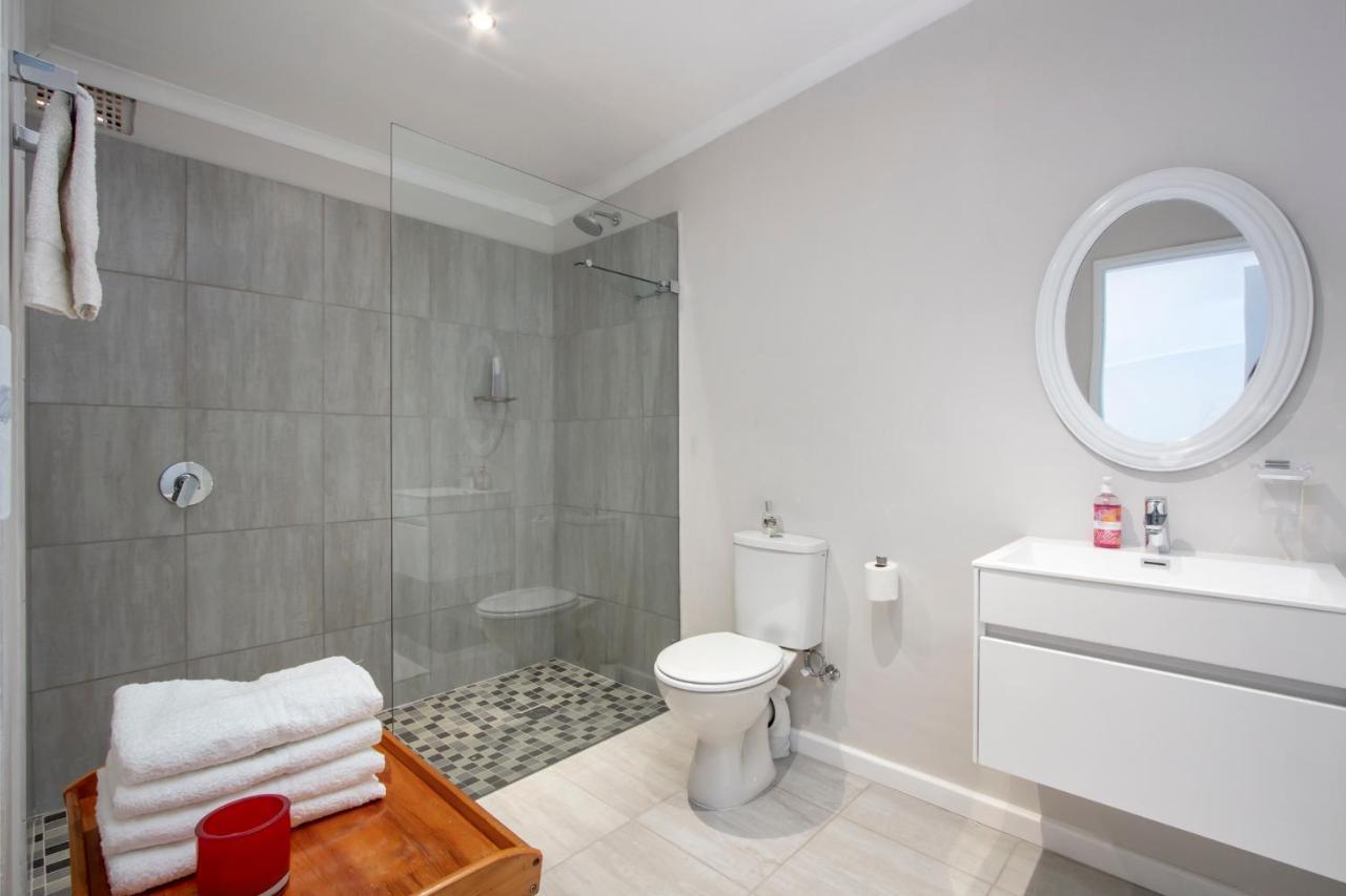 Goozi Garden Cottage Hermanus Eksteriør billede