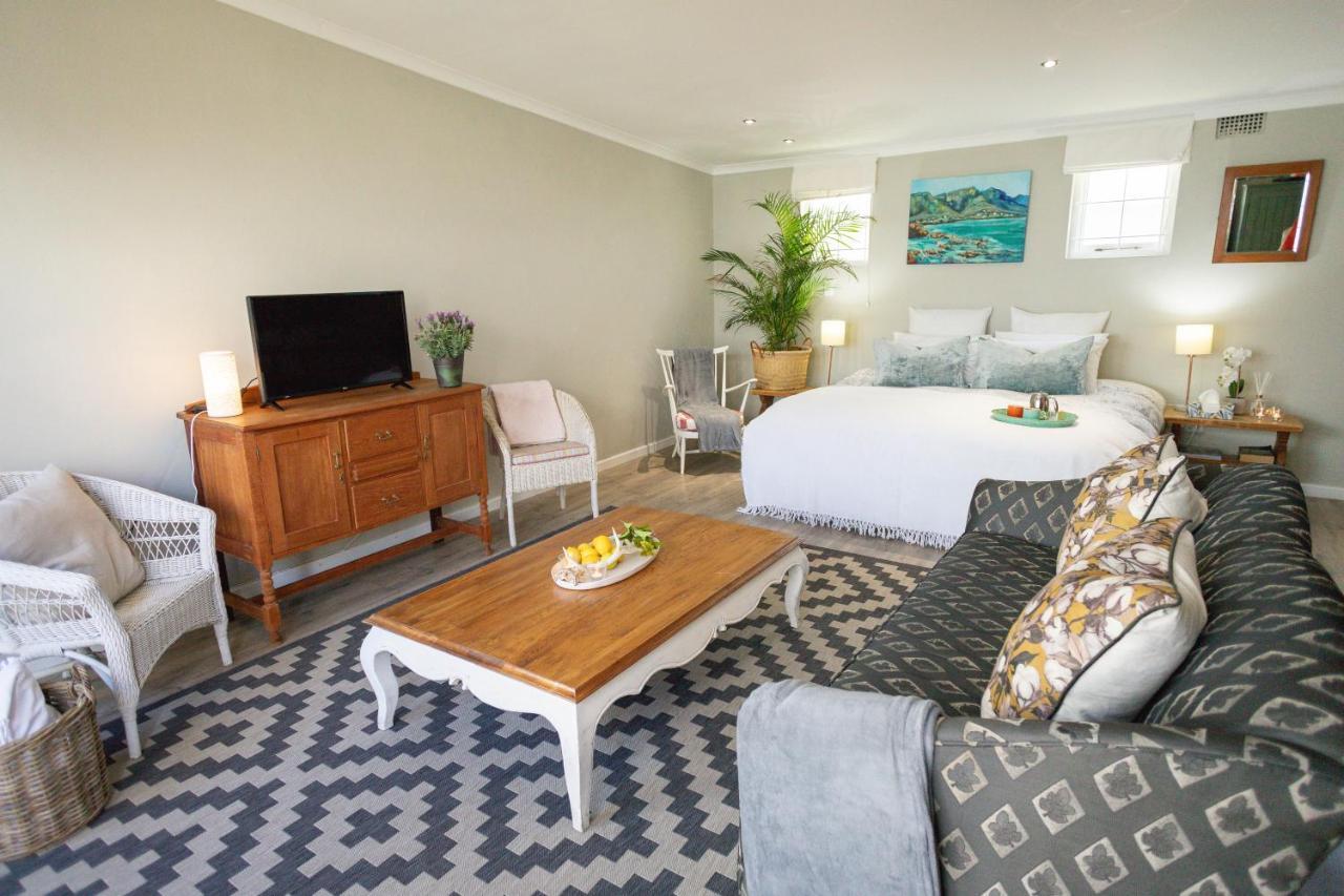 Goozi Garden Cottage Hermanus Eksteriør billede